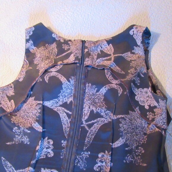 Ladies Maxi Sleeveless Wrap Dress - Picture 9 of 10